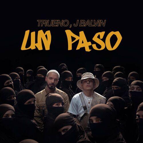 Portada de UN PASO