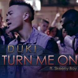 Portada de Turn Me On (feat. Skeeny Boy)
