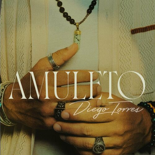 Portada de Amuleto