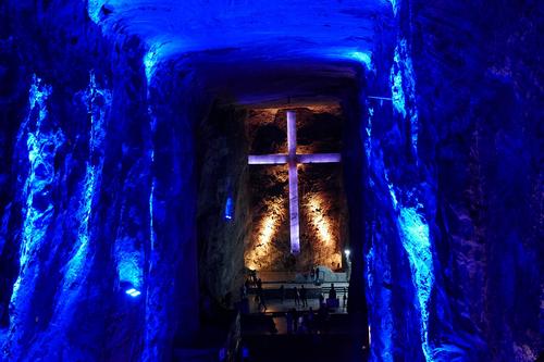 Luisa Fernanda W y Pipe Bueno se casaron en la Catedral de Sal de Zipaquirá