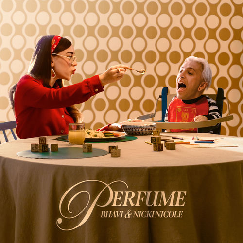 Portada de PERFUME