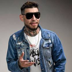 Portada de Ya No Quiero