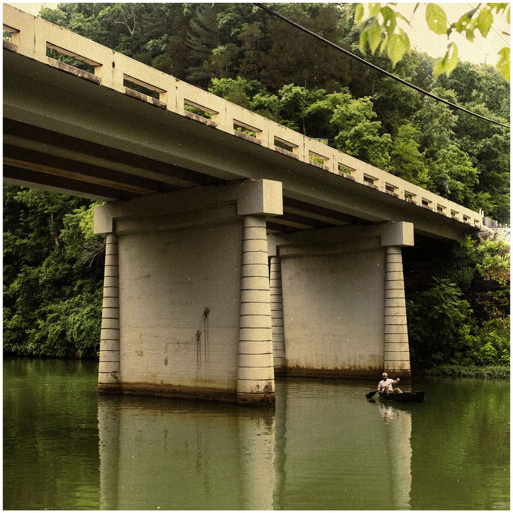 Portada de Water Under The Bridge