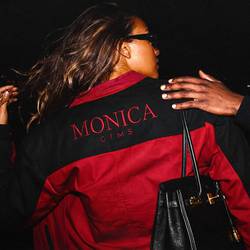 Portada de Monica